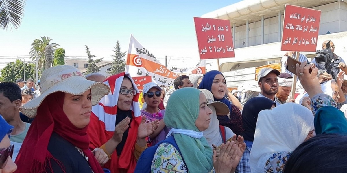 جمعية خريجي الجامعات المعطلين عن العمل تلوّح بالدخول في تحركات احتجاجية