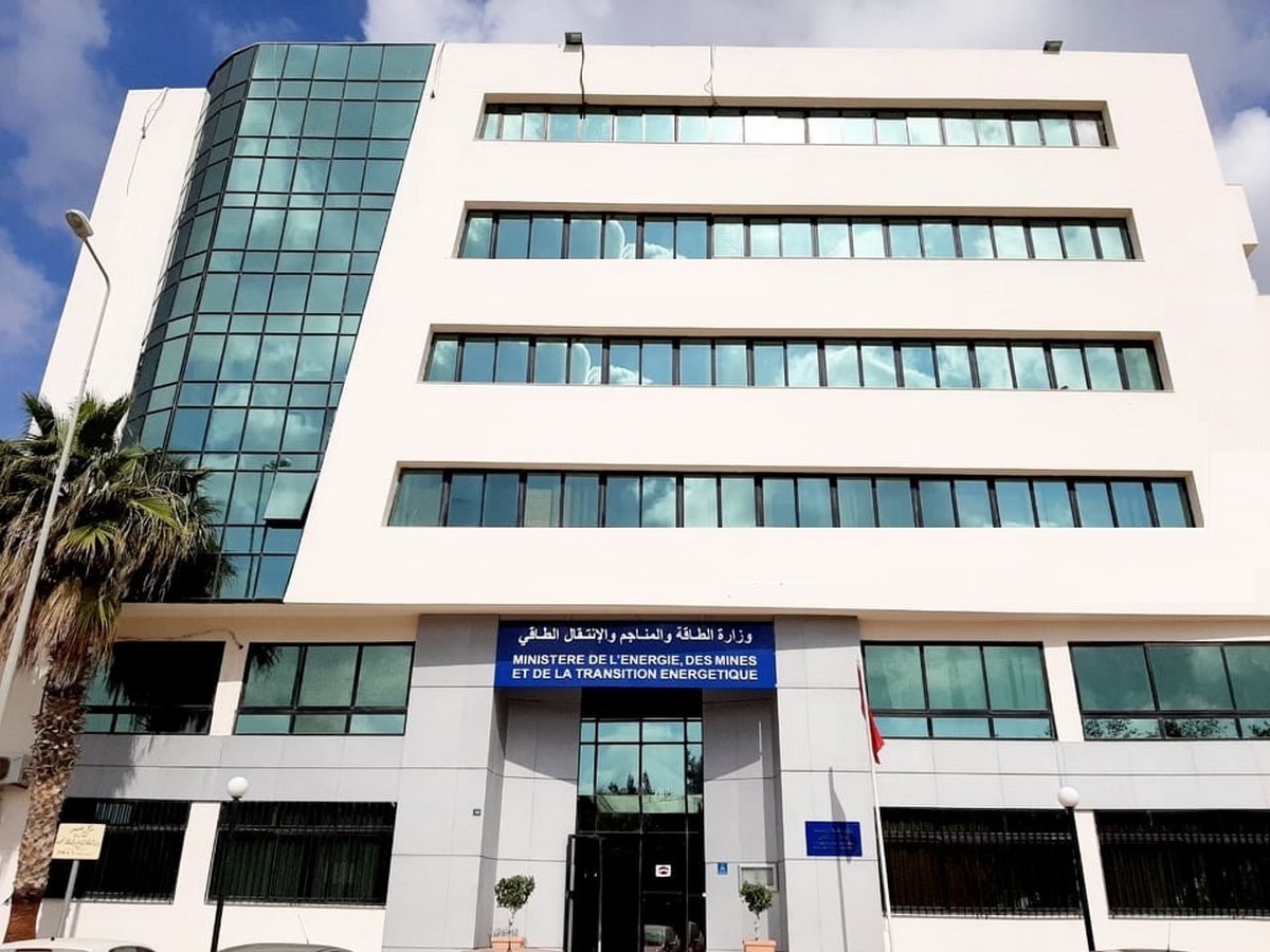 وزارة الصناعة والطاقة : مشاريع جديدة لإنتاج الكهرباء من الطاقات المتجددة