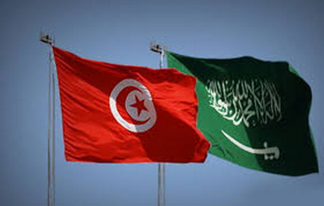 تونس تتسلم 40 طن من الاكسجين المسال من المملكة العربية السعودية