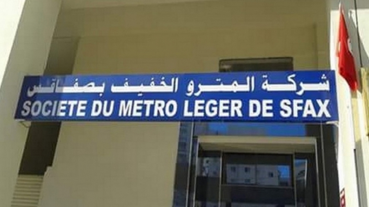 وزير النقل يُطالب بتقرير شامل عن سبب تعطلّ مشروع مترو صفاقس