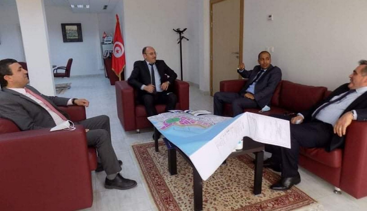 لقاء ثلاثي للنظرفي التعاون  بين مجلس التعاون الاقتصادي الليبي التونسي  وشركة تبرورة