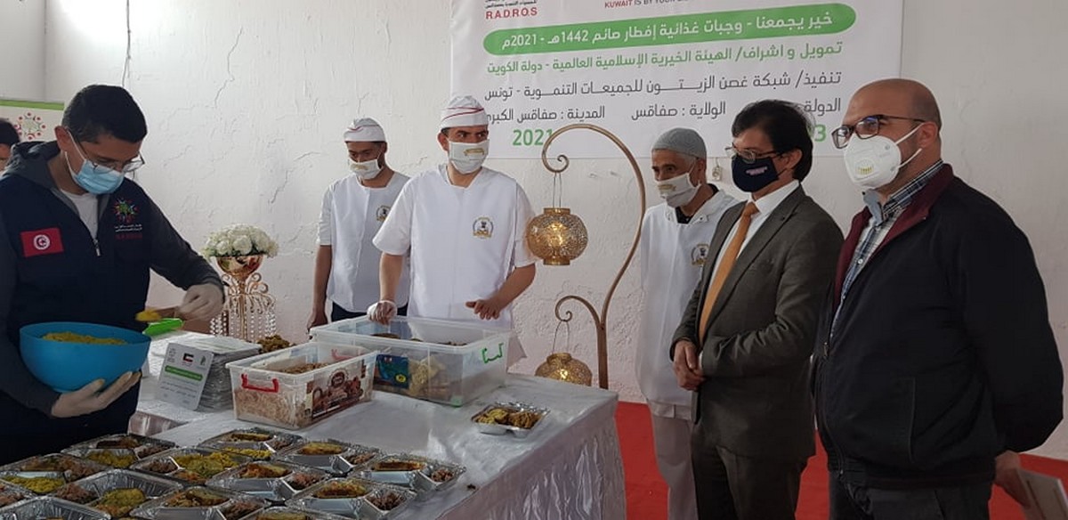 صفاقس : 240 مائدة افطار لليتامي والافارقة يوميا حتى نهاية شهر رمضان الكريم