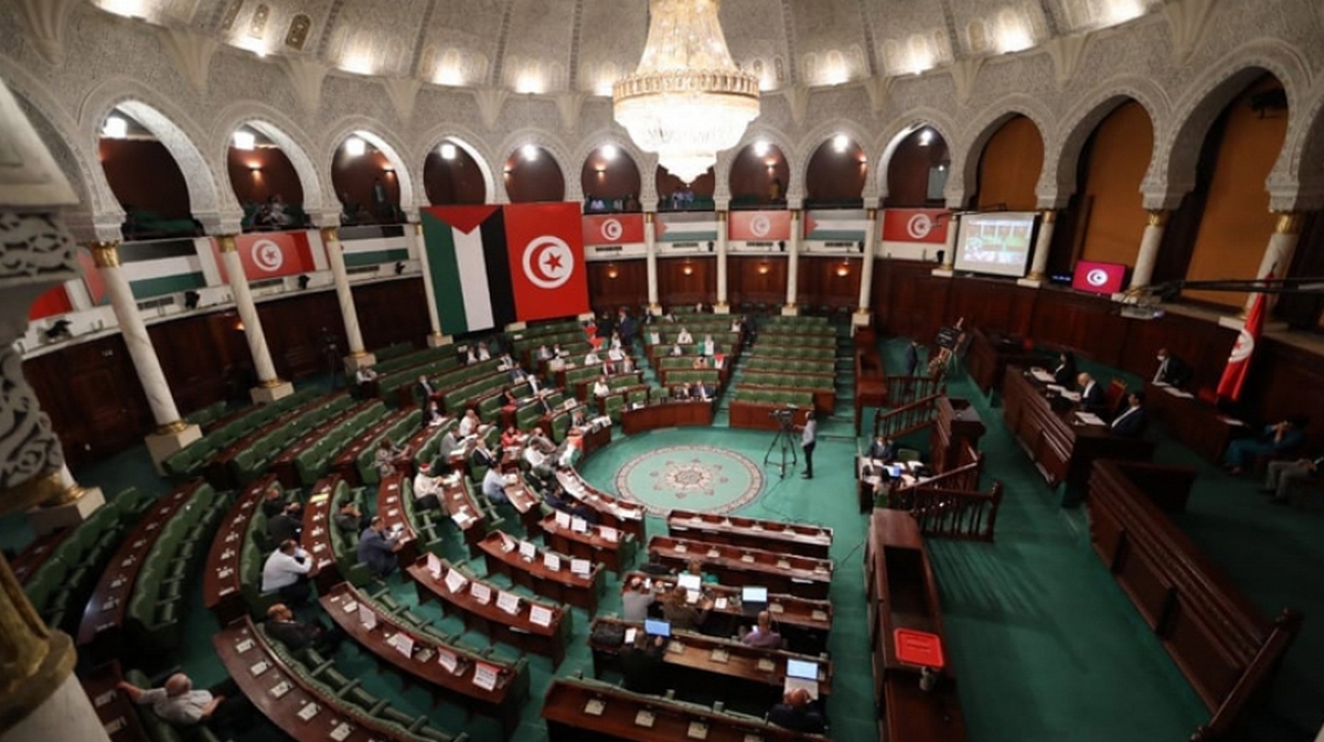 رئاسة  البرلمان  المنحلّ تصدر  بلاغا  بمناسبة  عيد  الشهداء