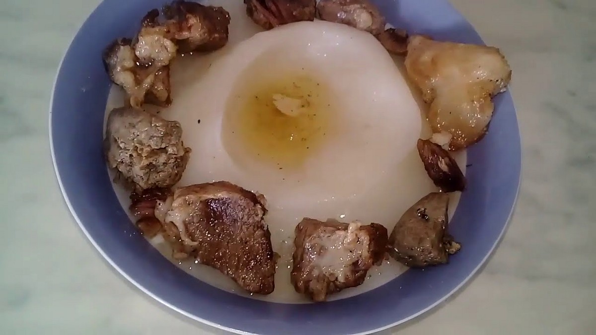 صفاقس :”التقبيل “في  العيد في  زمن الكورونا…