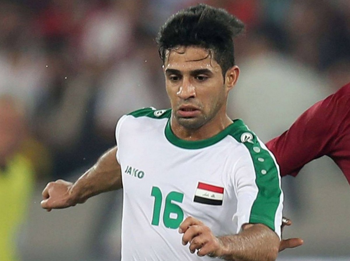 صانع الالعاب العراقي علي حسين في  النادي  الصفاقسي لموسمين