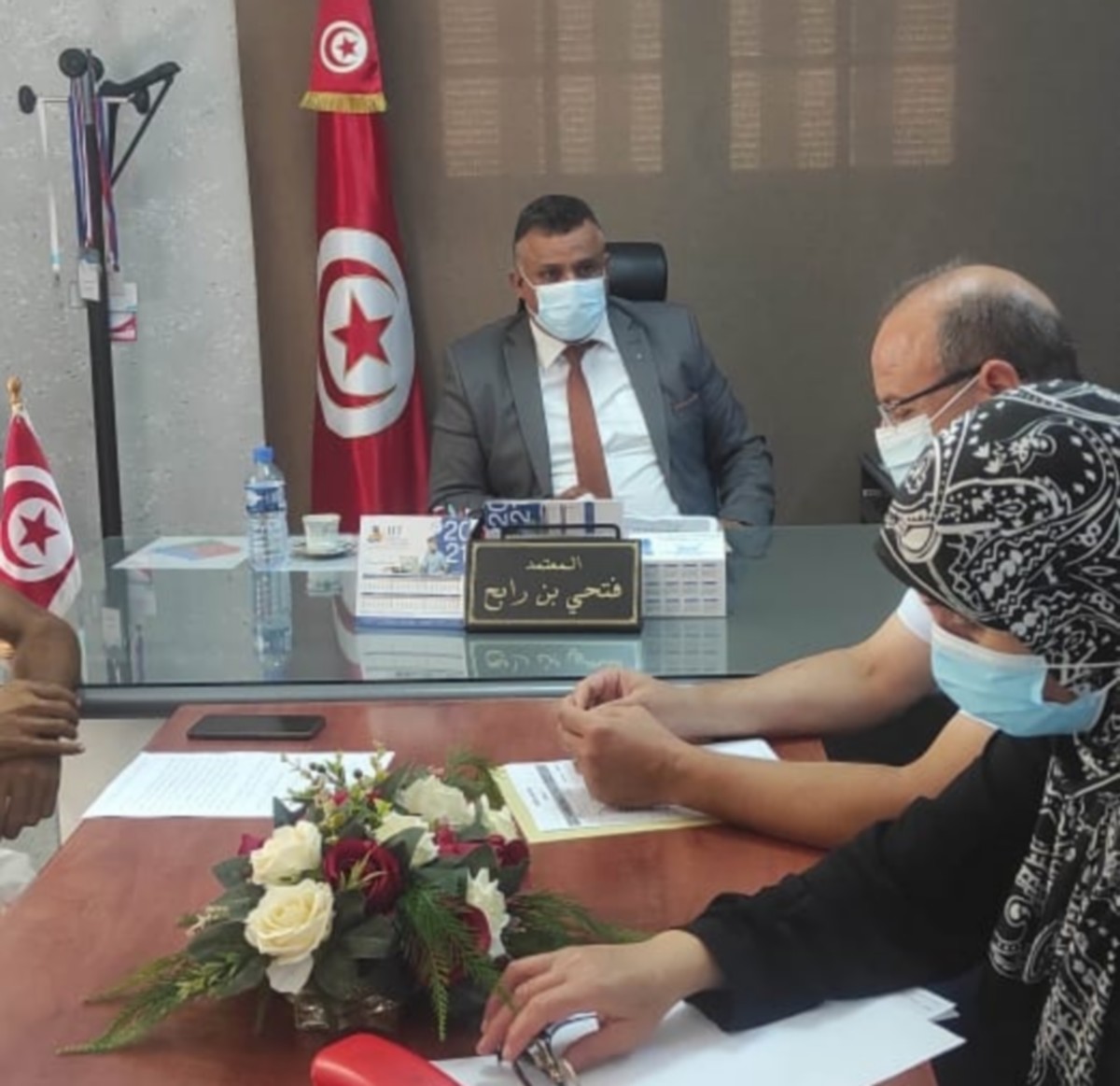 جلسة عمل حول التسوية العقارية لفائدة مشروع انجاز الخط 1T للمترو الخفيف بصفاقس
