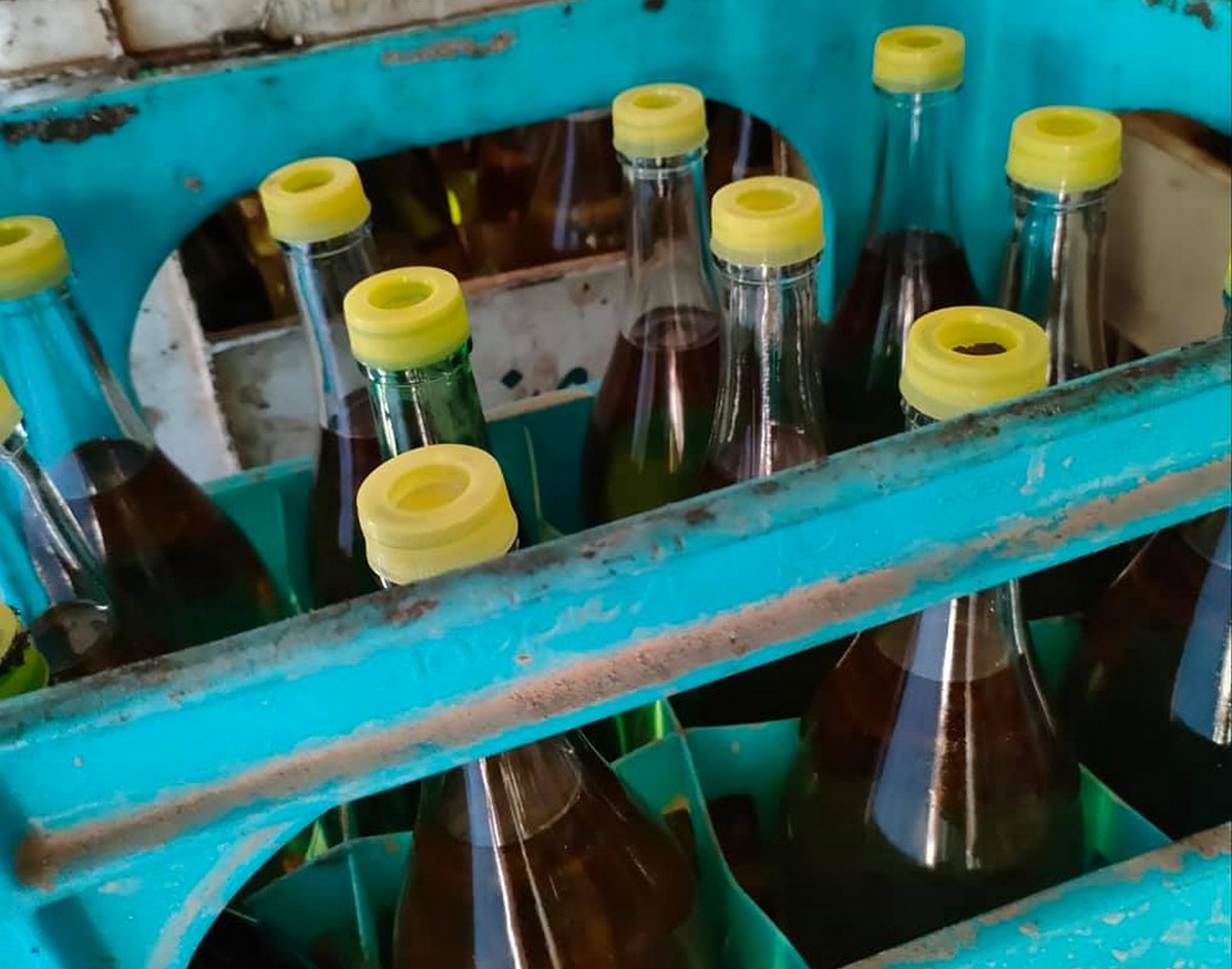 صفاقس : الادارة الجهوية للتجارة تؤمّن  توزيع الزيت  المدعّم في  ارياف صفاقس