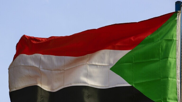 السلطات السودانية تمنع عددا من كبار المسؤولين النافذين من السفر