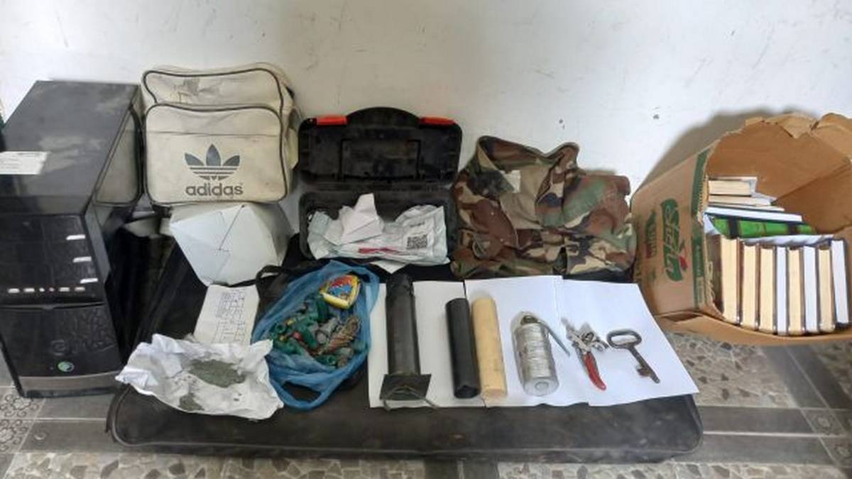 الكشف عن خلية إرهابية خطّطت لاستهداف أمنيين وعسكريين