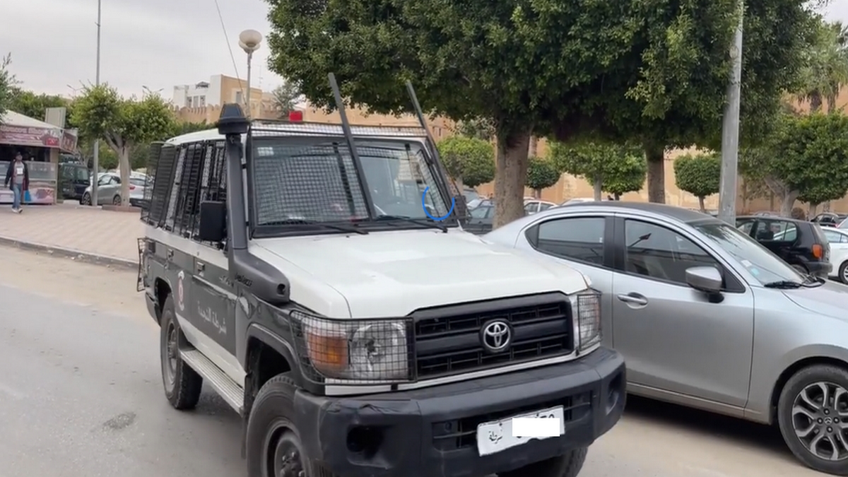 صفاقس شرطة النجدة تلقي القبض على أكبر منظم لشبكات التسفير