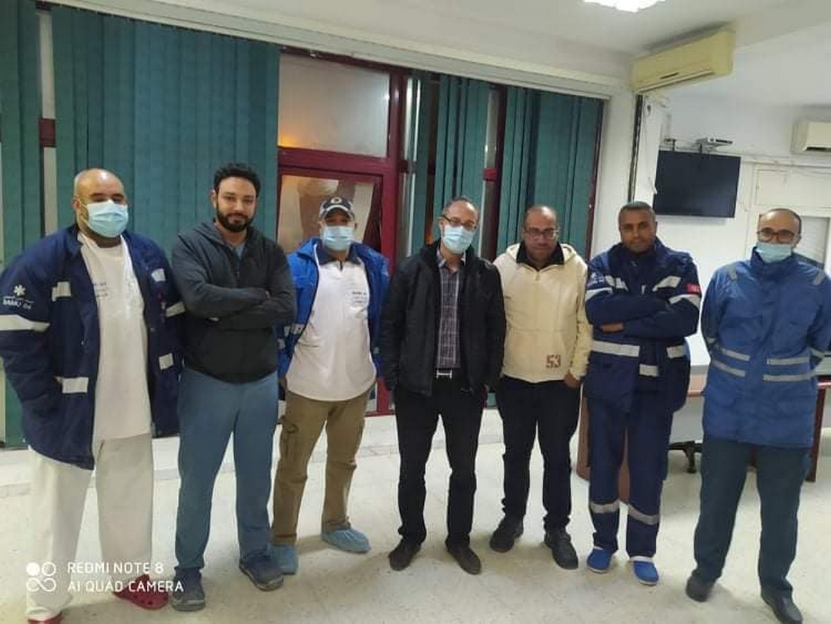 المدير الجهوي للصحة يتفقد الوحدة المتنقلة للنجدة والانعاش( SAMU04)