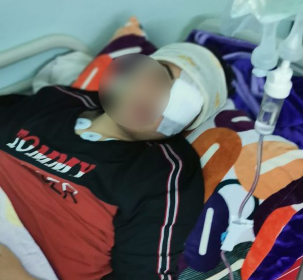 صفاقس بالفيديو حجارة تُحيل التلميذ عمر اللومي على المستشفى