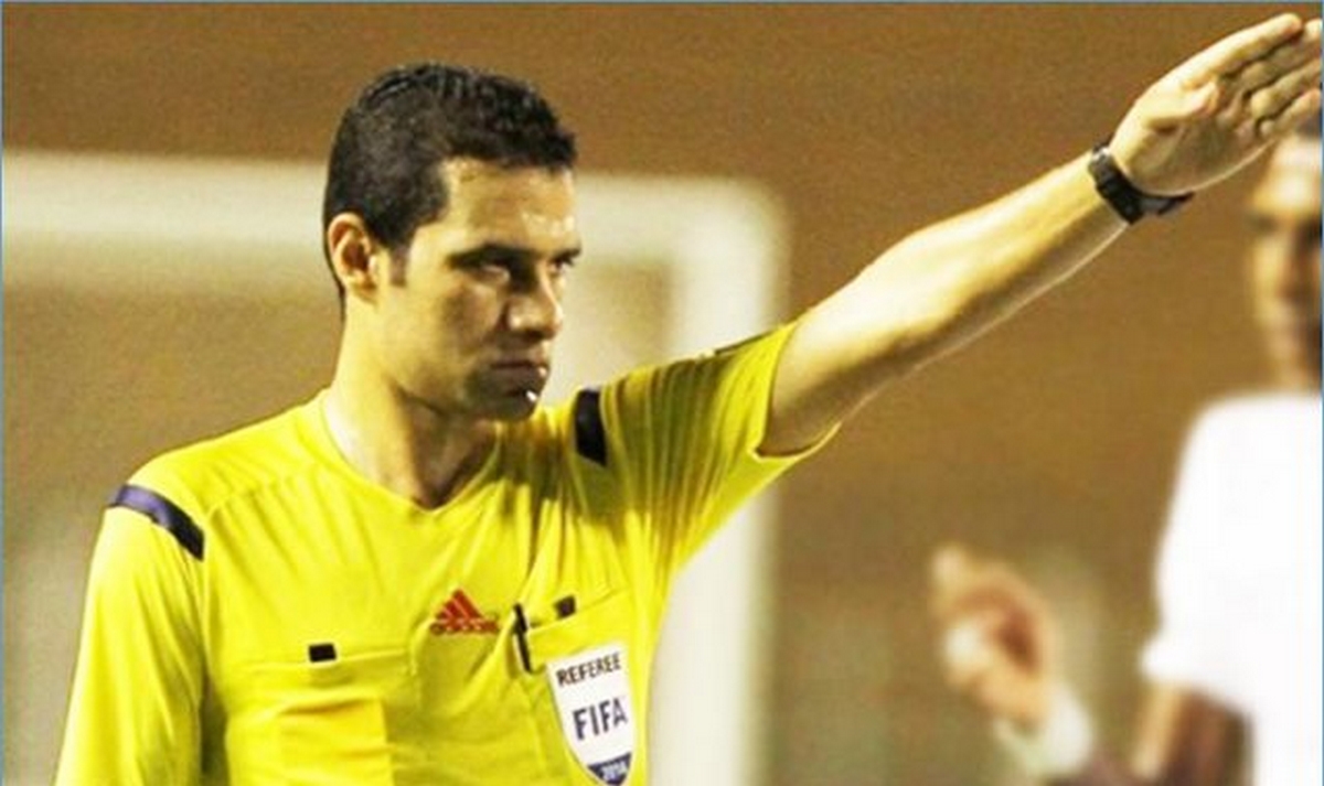 محمود البنا يقود مباراة تونس وموريطانيا