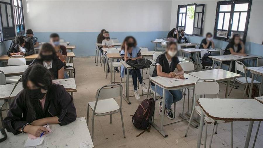 صفاقس: الكورونا تغزو بعض مؤسساتنا التربوية في غياب تطبيق البروتوكول الصحي فمن يحمي أبناءنا ؟