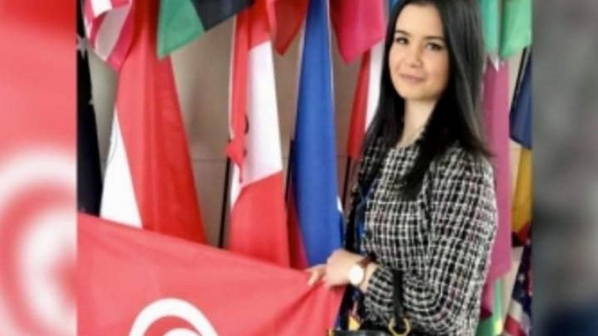 حملة منحطة وحاقدة تعرضت لها المهندسة في علوم الفضاء رانيا التوكابري