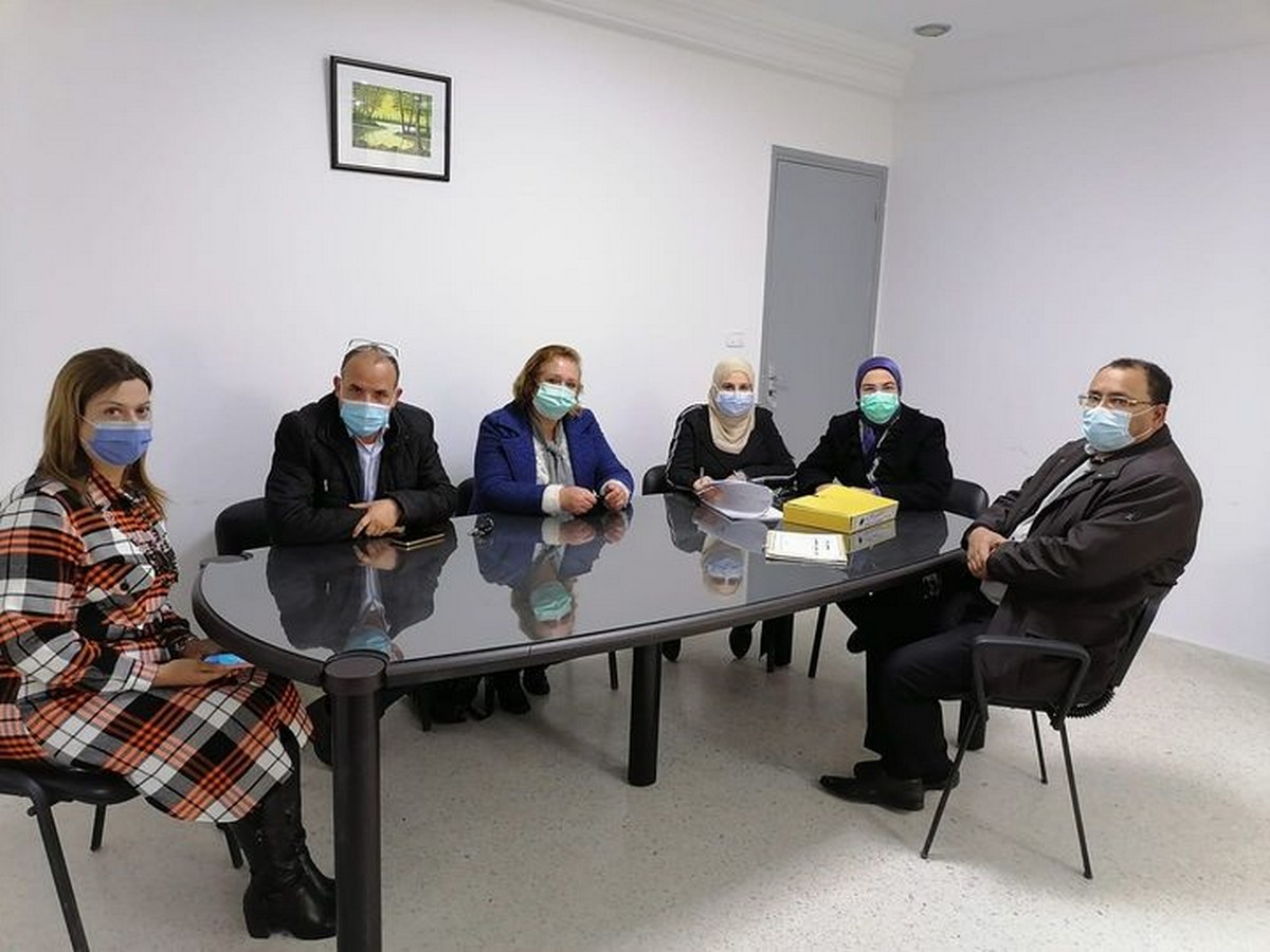 جلسة مشتركة بين  بلديتي قرمدة والشيحية والسبب شارع  الطبلبي