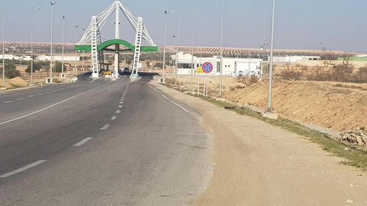 الطريق  السيارة صفاقس  قابس بدون  محوّلات
