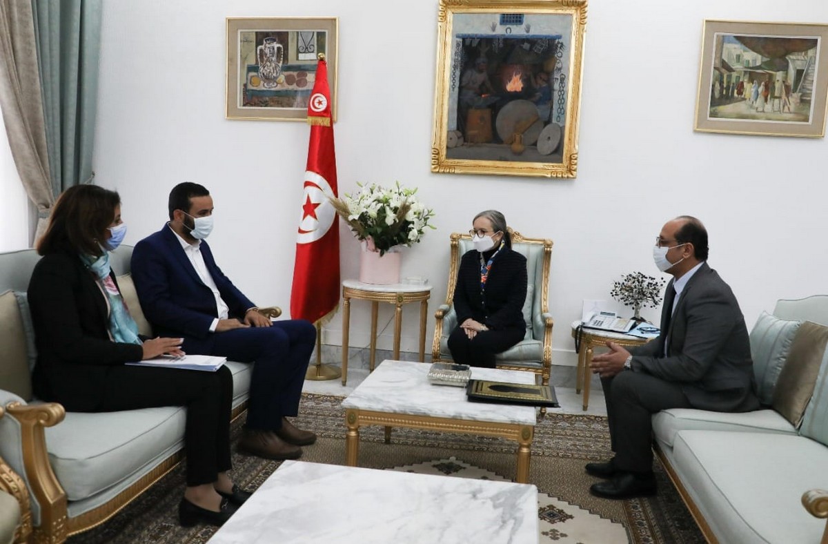 رئيسة الحكومة تستقبل رئيس نقابة الصحفيين التونسيين