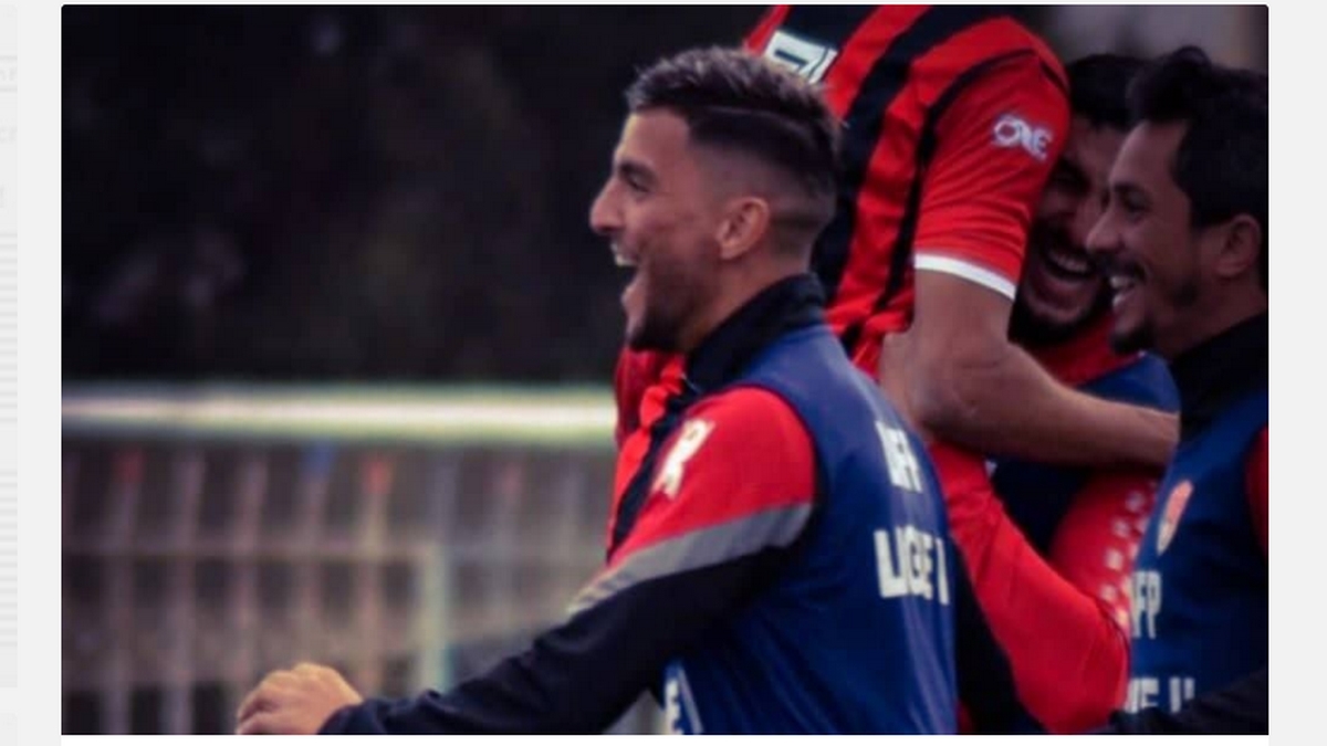 اللاعب عبد الله بودبوس يمضي عقدا مع النادي البنزرتي