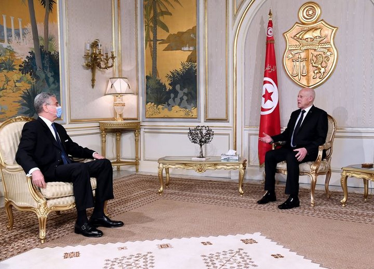 قيس سعيد يستقبل نائب رئيس البنك الدولي للشرق الأوسط وشمال افريقيا