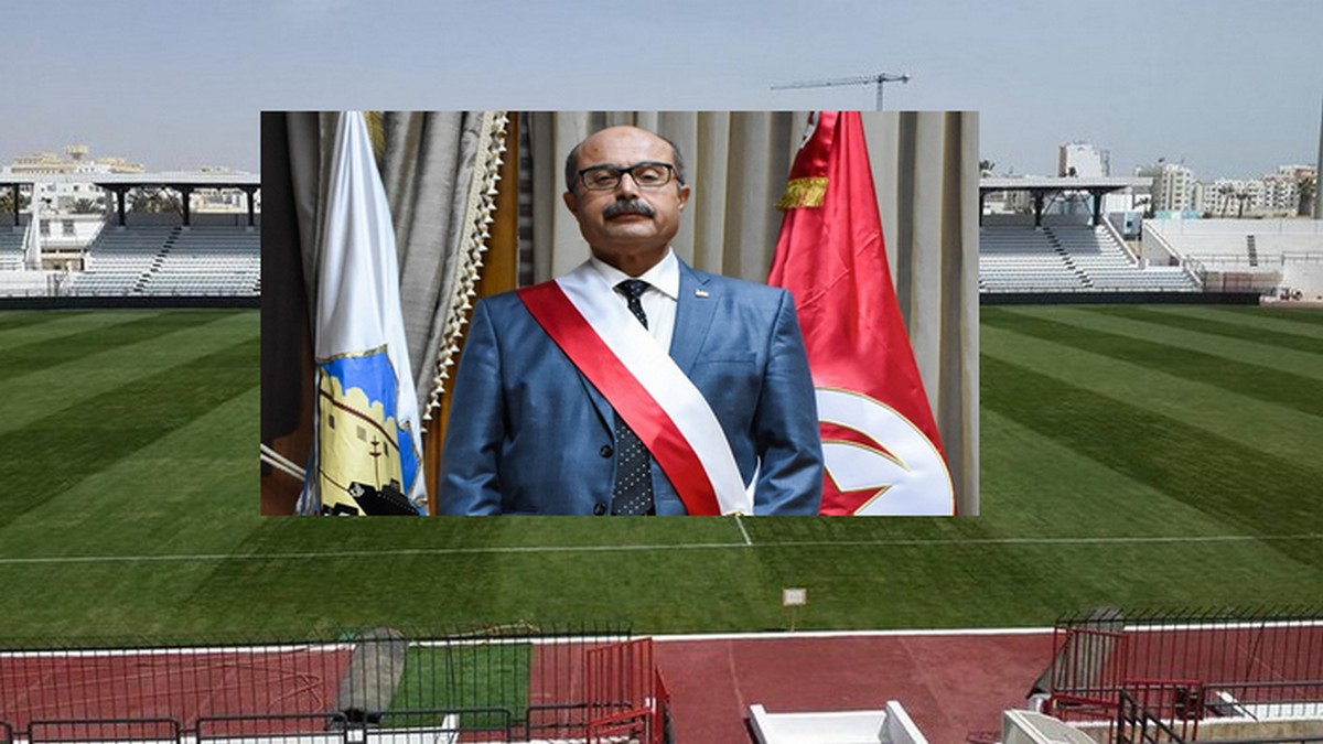 منير اللومي  حكم  على  النادي  الصفاقسي باللعب  خارج صفاقس