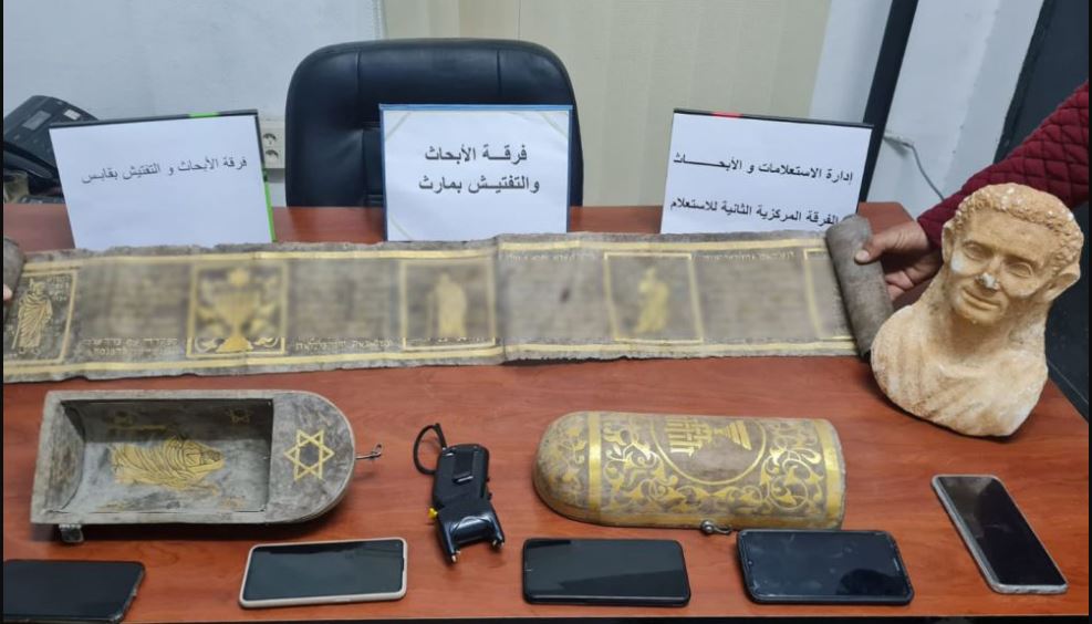 الكشف عن شبكة تنشط في مجال الإتجار بالأثار