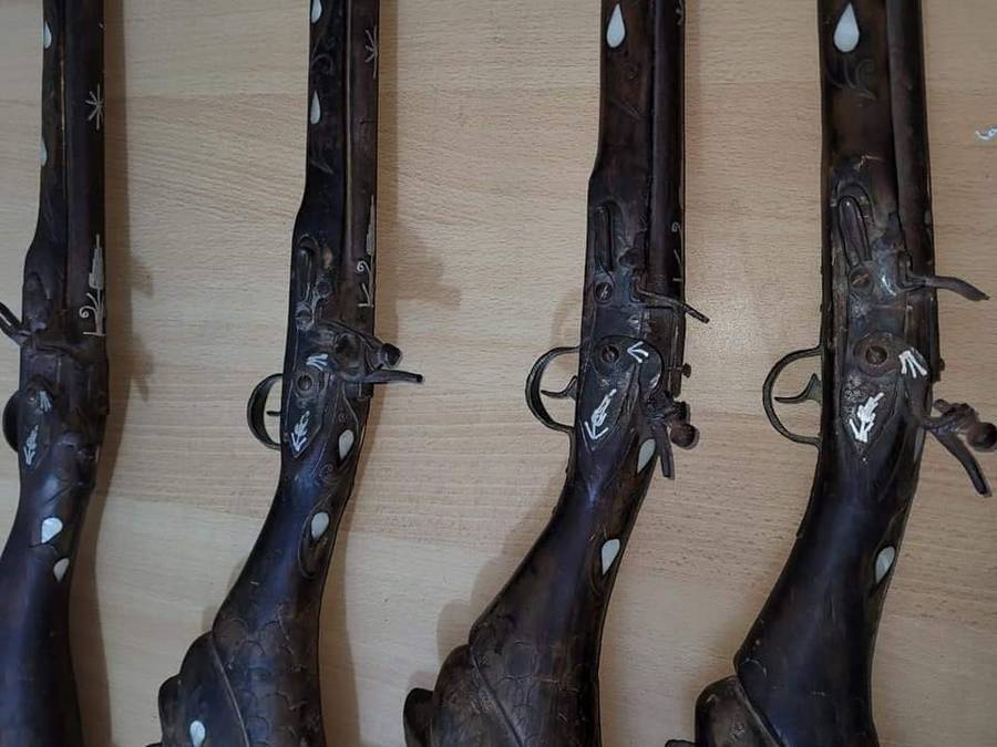 احباط عملية تهريب عشر بنادق صيد قبالة ميناء الكتف ببنقردان