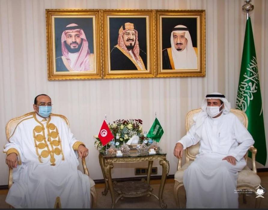وزير الشؤون الدينية يشارك في افتتاح مؤتمر ومعرض خدمات الحج العمرة بجدة