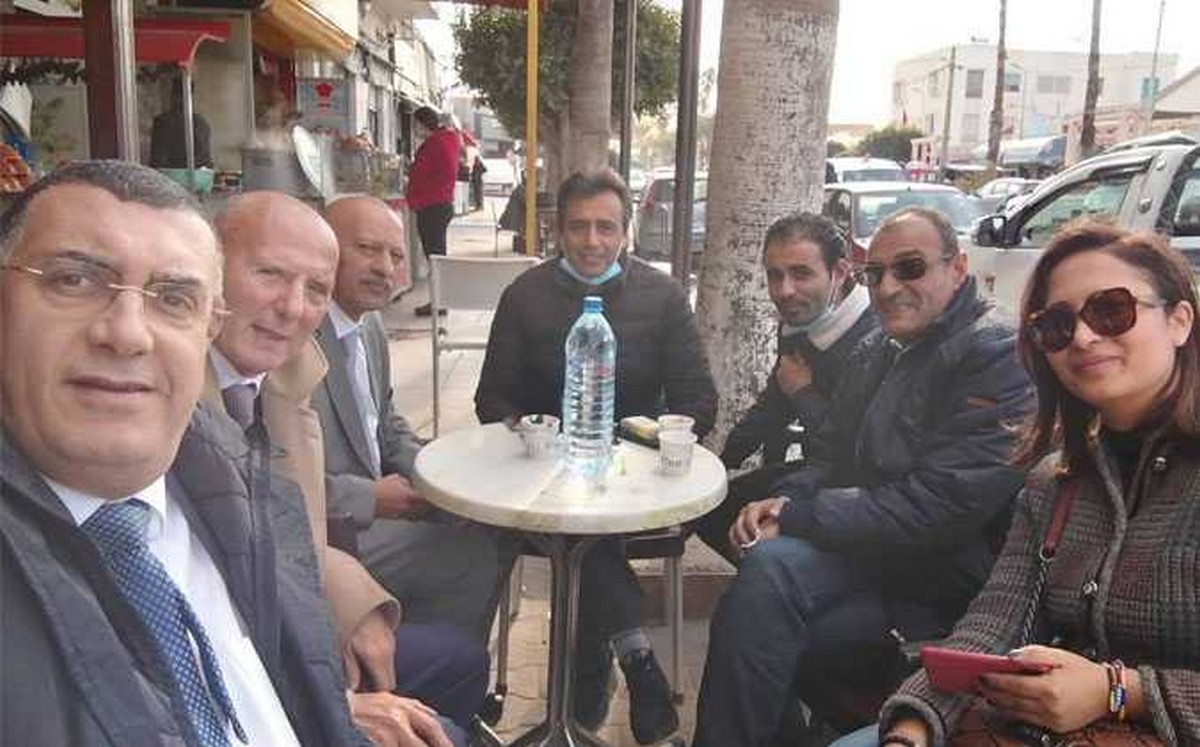 ذاكرة قصيرة… أم بحث عن تموقع؟ سارة عبد المقصود