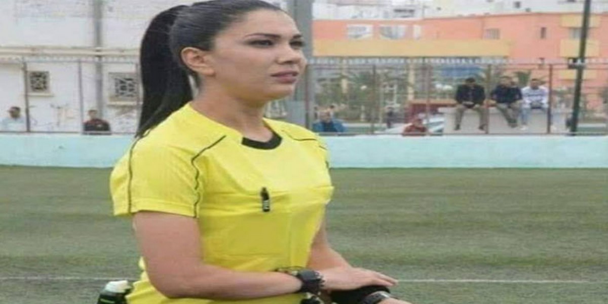 الحكمة درصاف قنواطي تدير  لقاء  النادي  الصفاقسي ونادي  حمام  الانف