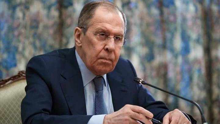 لافروف: روسيا مضطرة للرد بحزم وبشكل مطرد على الحرب المعلنة ضدها