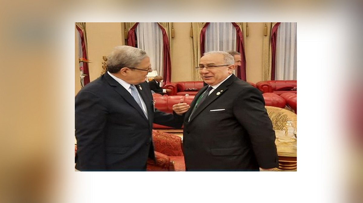 عثمان الجرندي يلتقي  نظيره الجزائري