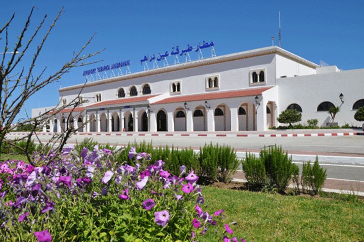 الخطوط الجوية الداخلية تتعهد بتنظيم رحلتين أسبوعيا من وإلى مطار طبرقة