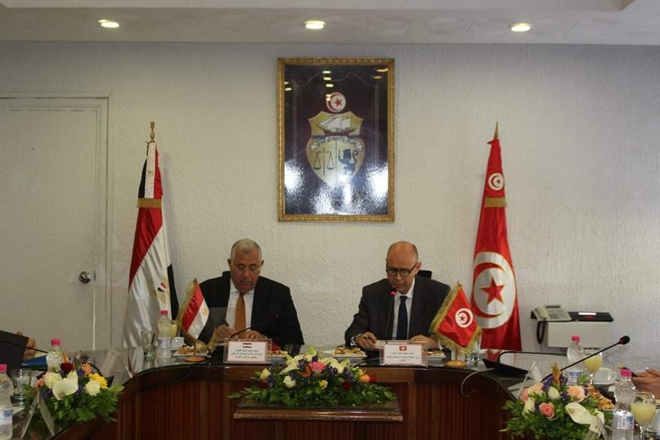 تونس ومصر تتفقان على دفع الإستثمار المشترك في مجال الفلاحة والصيد البحري