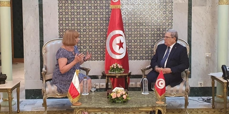 الجرندي يلتقي سفيرة بولونيا بتونس