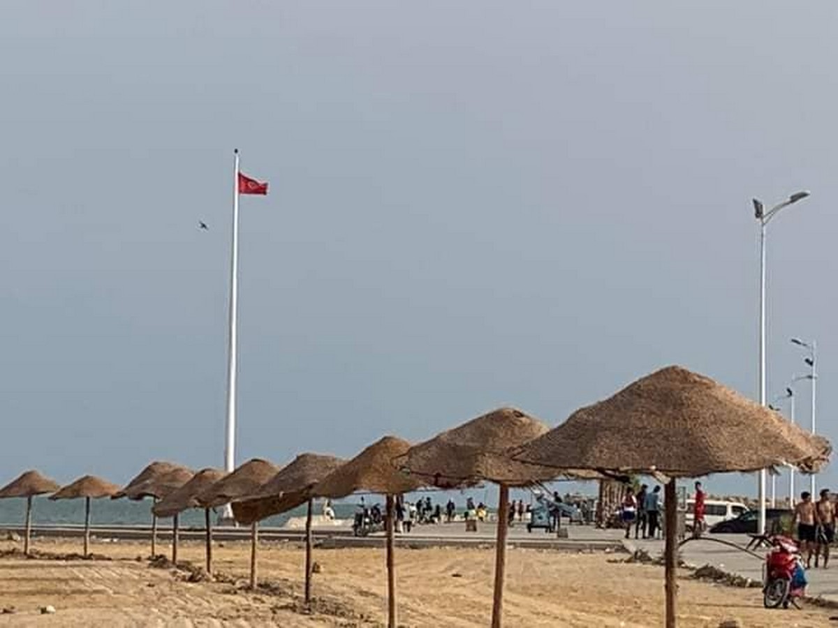 خطير  بصفاقس : ثلاث  شركات تسعى  لتقزيم شاطئ  الكازينو