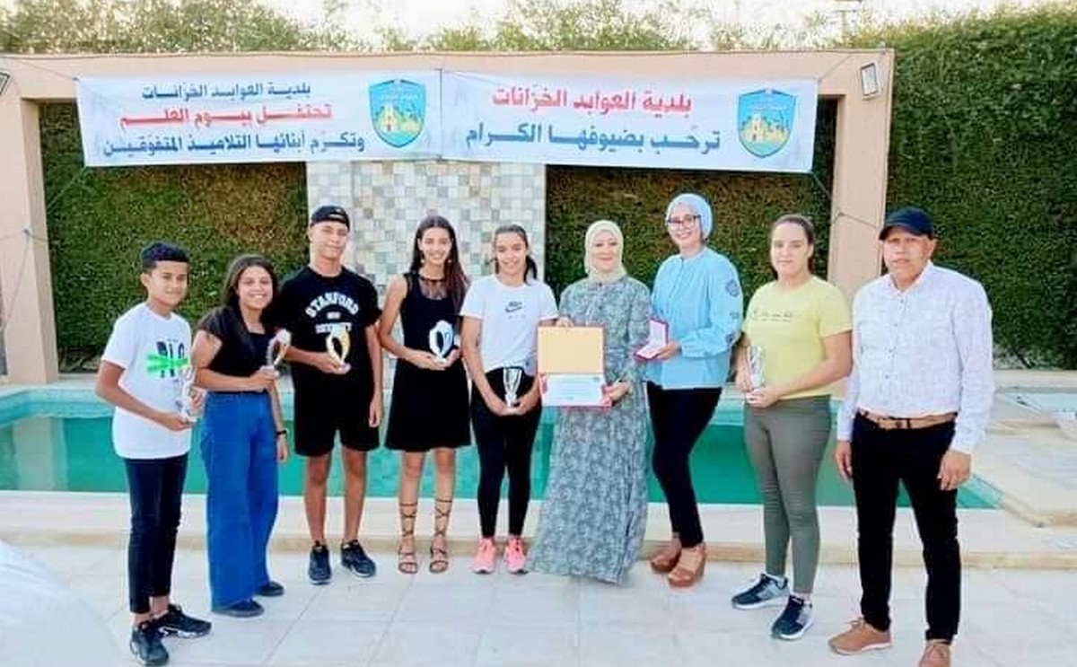 بلدية العوابد الخزانات تكرم المتوجين في  بطولة العاب  القوى