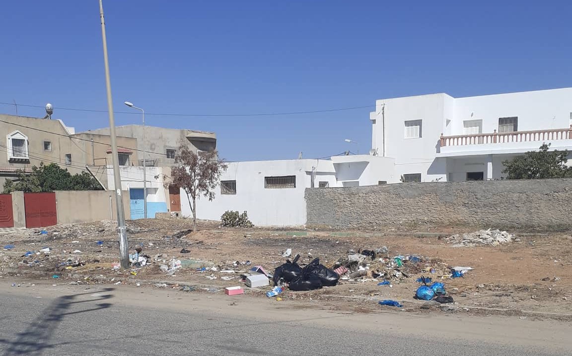 صفاقس : أرض على ملك بلدية قرمدة تتحول إلى مصب للفضلات
