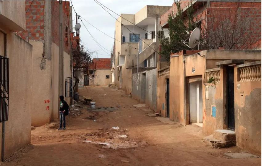 صفاقس: الاحياء  الشعبية تنساها السلط ويتذكرها الإهمال والفقر