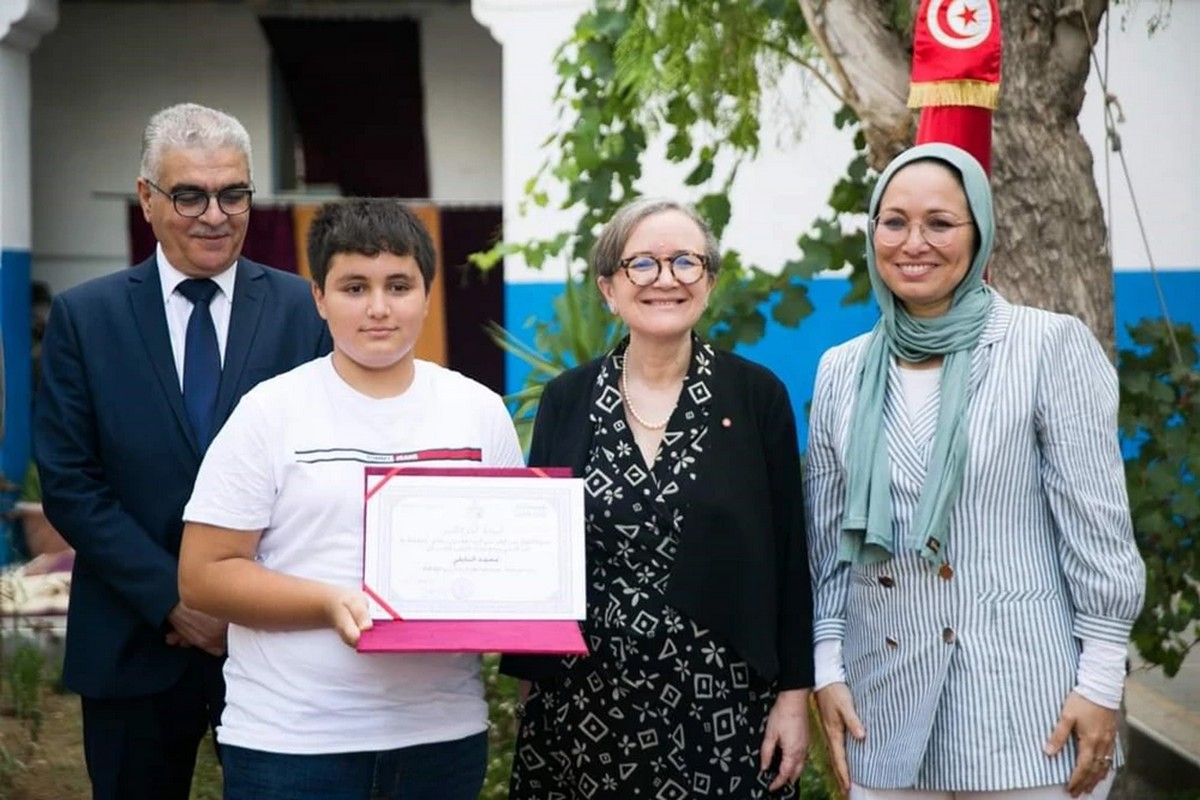 تكريم المتفوقين في المناظرات الوطنية من أبناء أعوان وإطارات رئاسة الحكومة