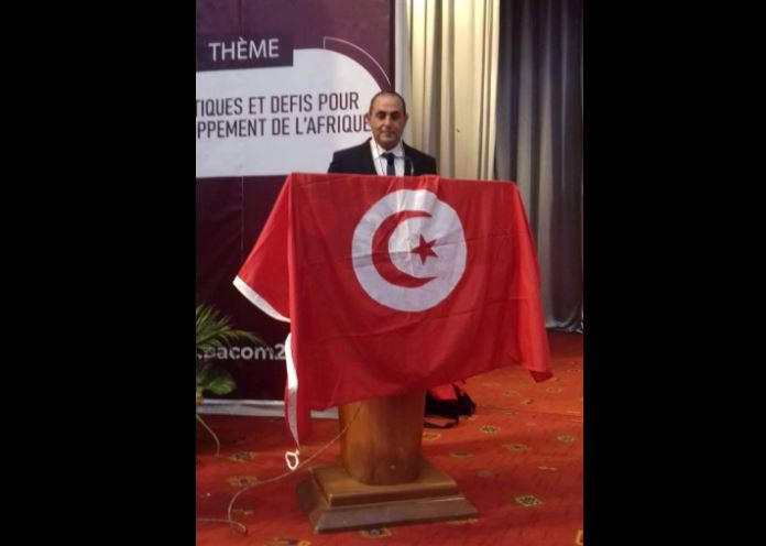 صفاقس : تكريم الأستاذ علي البقلوطي بجمهورية الكونغو – برازافيل