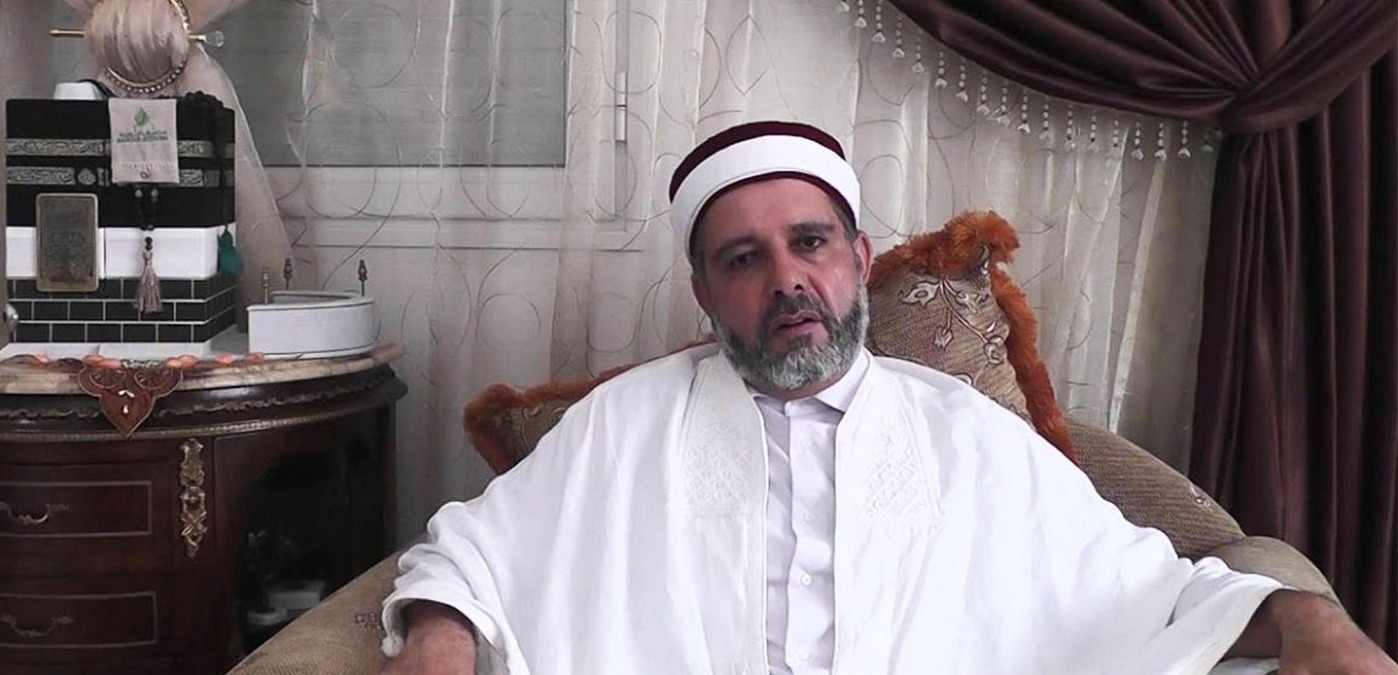 نور الدين الخادمي وزير الشؤون الدينية الأسبق يعتصم ببهو المطار إثر منعه من السفر