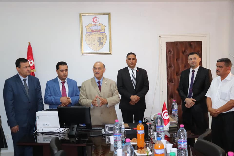 والي صفاقس يشرف على تنصيب السيد فوزي شوشان معتمد عقارب الجديد