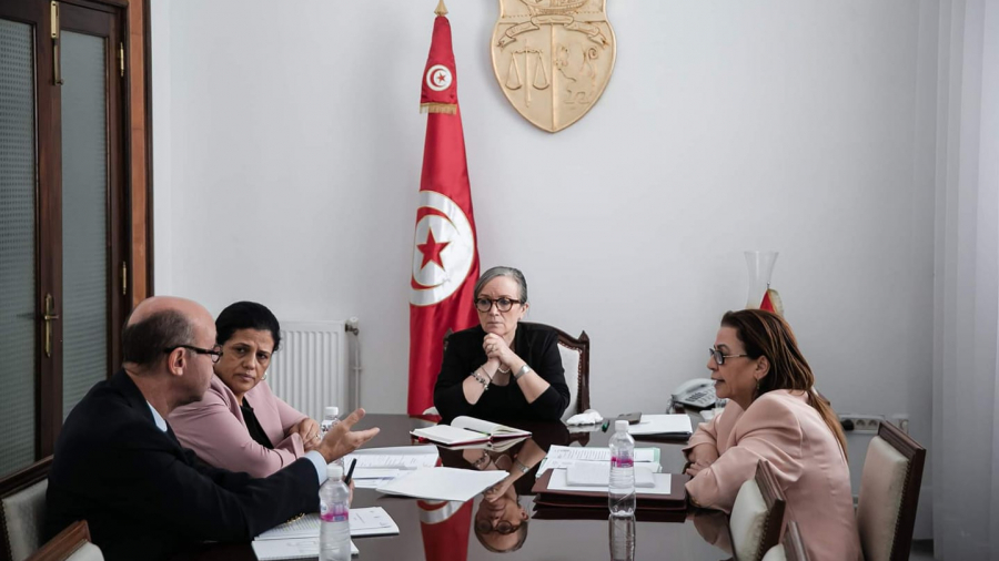رئيسة الحكومة ووزراء المالية والتجارة والفلاحة يناقشون ميزانية الدولة