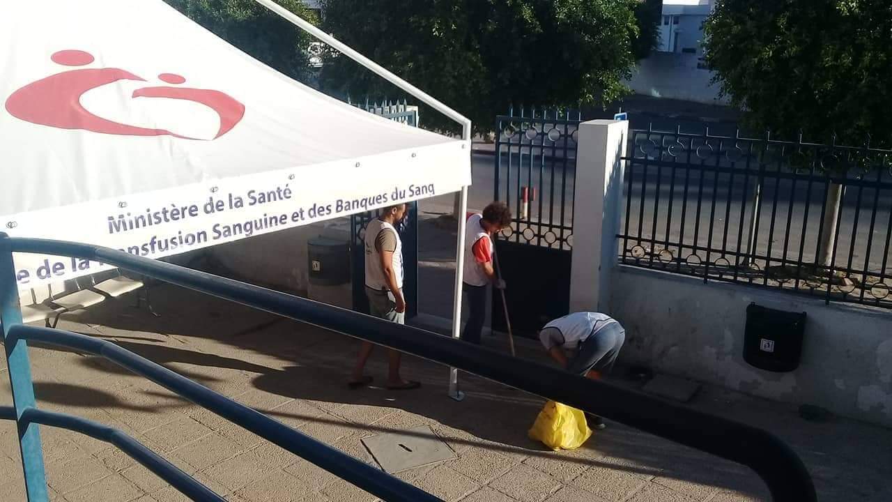 صفاقس : حملة نظافة في المركز الجهوي لنقل الدم
