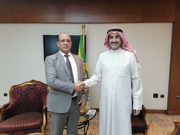 وزير الشؤون الاجتماعية يلتقي المدير العام بمنظمة العمل العربية