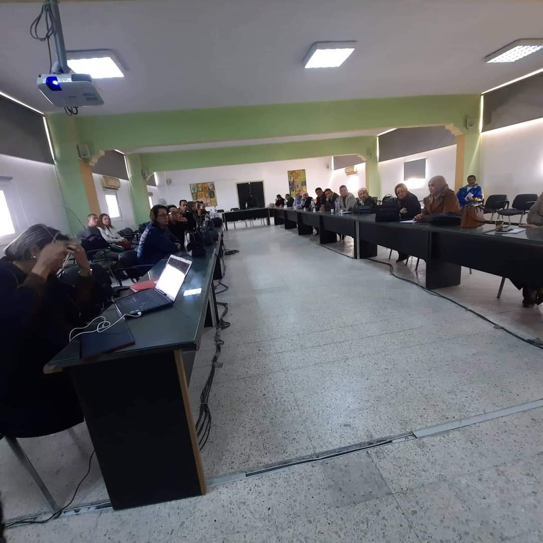 صفاقس لقاء تكويني حول “كيفية الإحاطة والتكفل بالتلاميذ ذوي صعوبات واضطرابات التعلم”