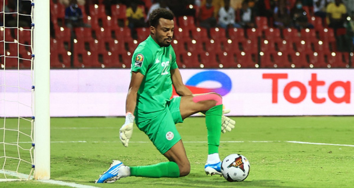 الحالة الصحّية للحارس  البشير  بن  سعيد في  تحسّن ولن  يقع تغييره