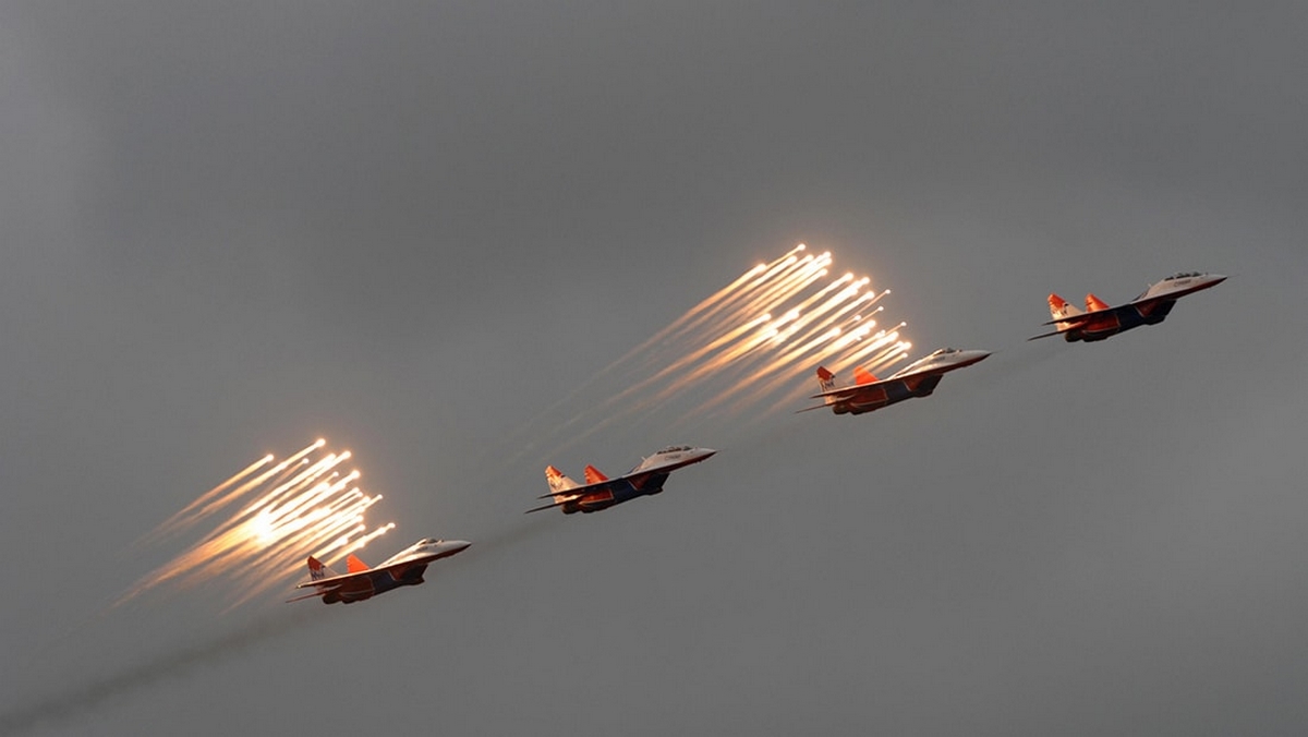 سلاح الجو الروسي يحيد أكثر من 100 عسكري أوكراني بضربة دقيقة ويدمر مدرعات على سكة حديد