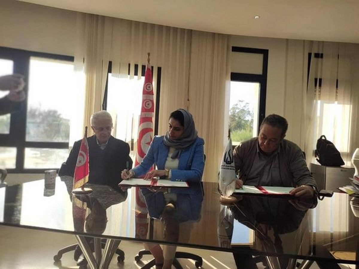 إمضاء اتفاقية لدعم التعاون وتبادل الخبرات بين شركة “يعقلون للتعليم” والمعهد العالي للموسيقى بصفاقس